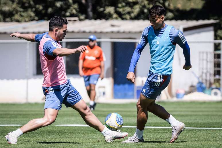 Cruzeiro aceita tocha do Atlético GO e tenta evitar crise