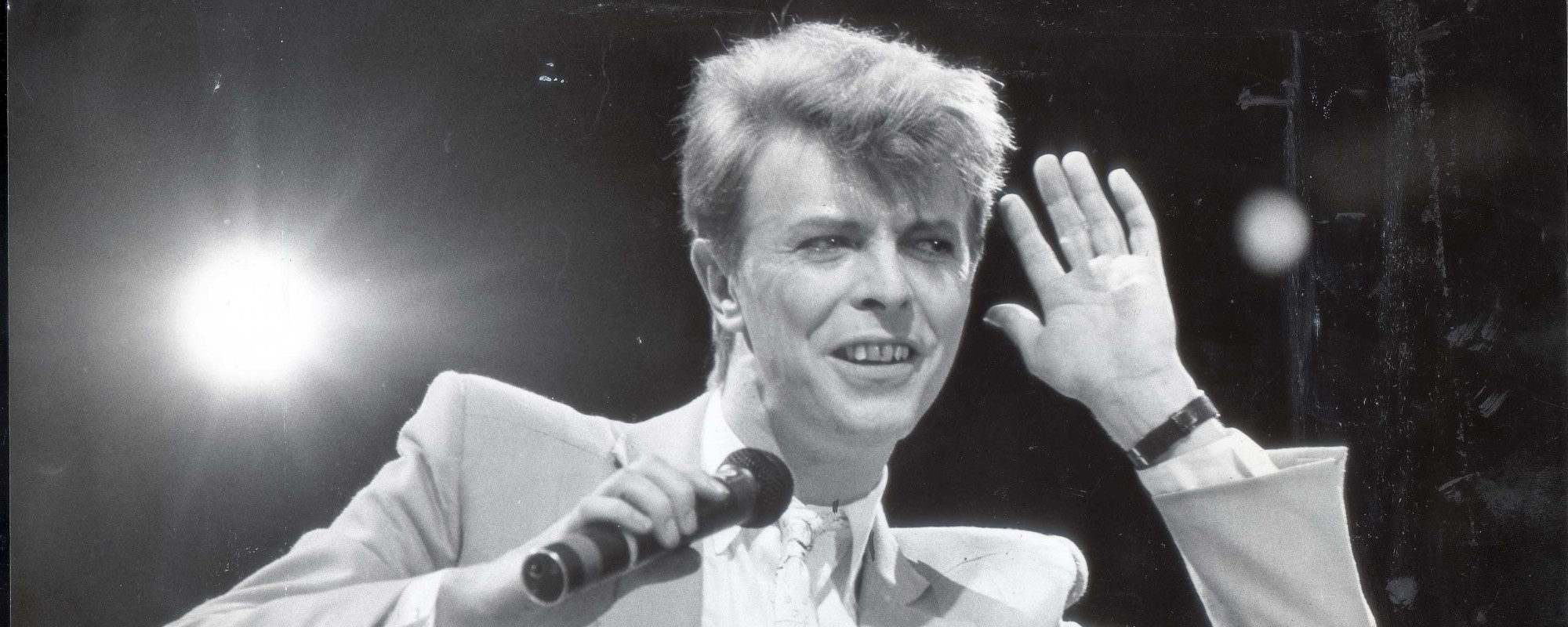 Quem teria pensado? David Bowie marcou o primeiro sucesso da história da música country